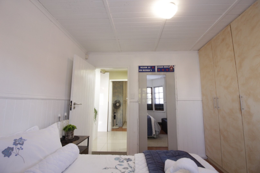 3 Bedroom Property for Sale in Wavecrest Eastern Cape
